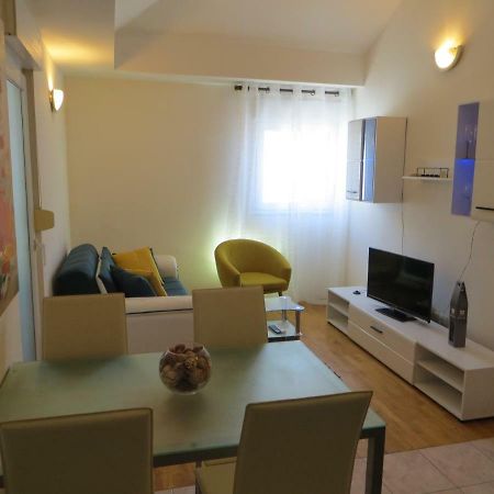Apartment Milena Омиш Экстерьер фото